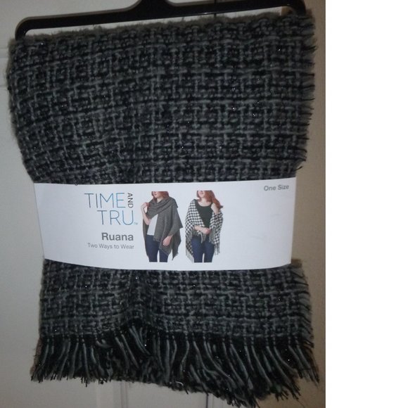 Womens Time And Tru RUANA Wrap Cape Shawl Cover Up Gray Black Plaid ONE SIZE NWT - Picture 1 of 3